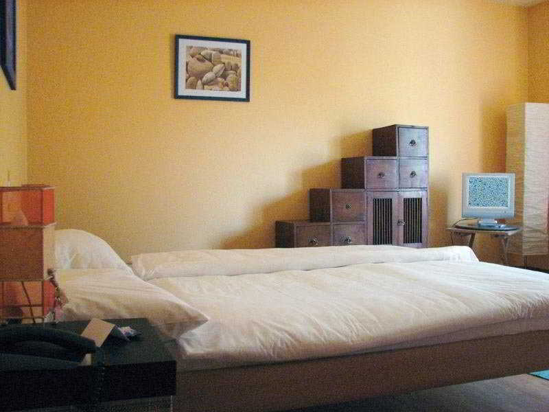 Hotel Le Cedre Bex Oda fotoğraf