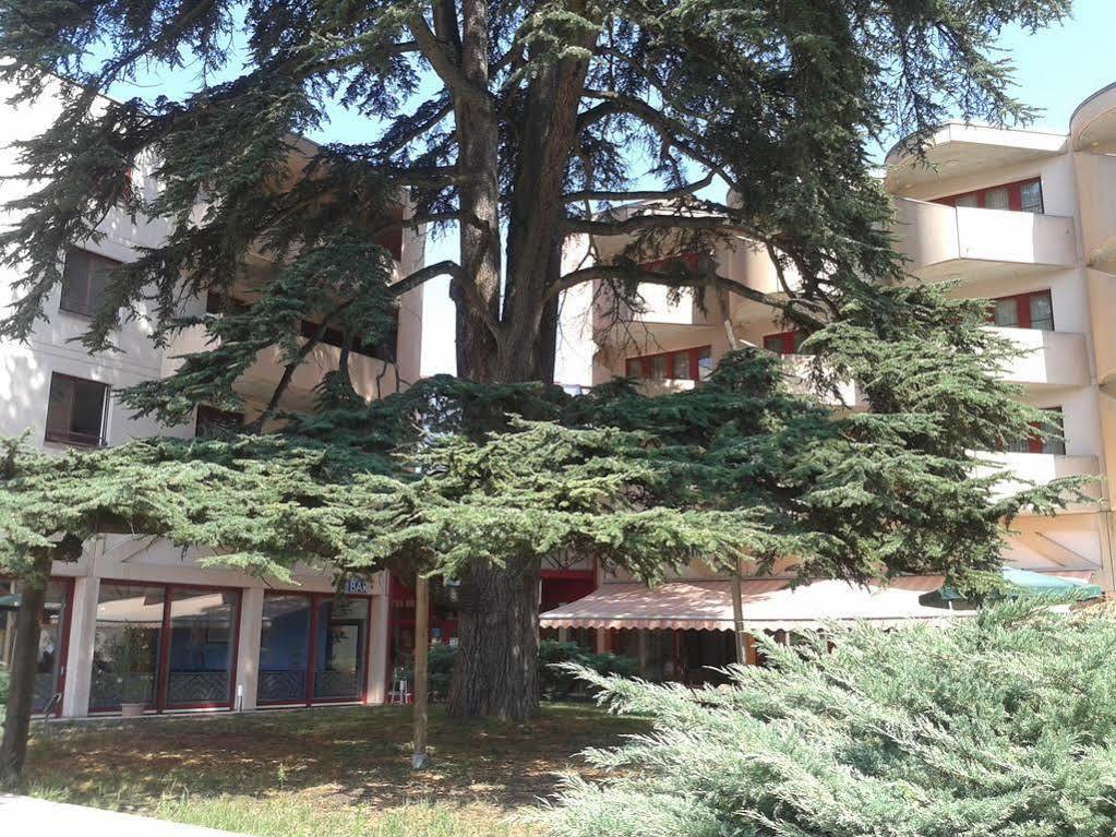 Hotel Le Cedre Bex Dış mekan fotoğraf
